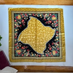 ❌❌ SOLD ❌❌ Authentic Scare Pierre Balmain Paris Silk Scarf